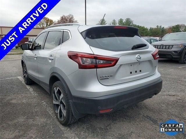 used 2021 Nissan Rogue Sport car, priced at $23,901