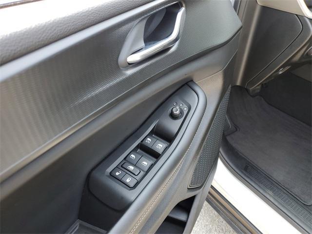 used 2024 Jeep Grand Cherokee car, priced at $39,981