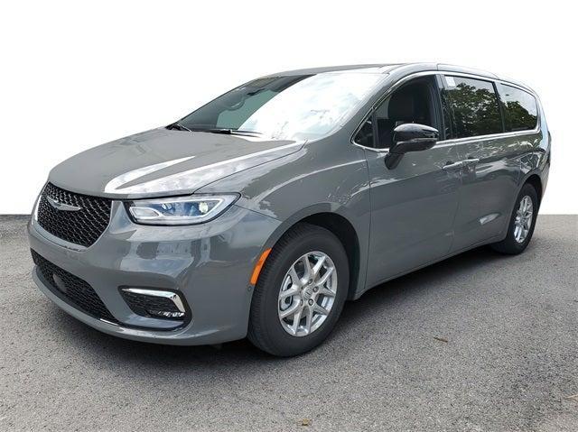 new 2025 Chrysler Pacifica car, priced at $47,804