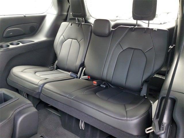 new 2025 Chrysler Pacifica car, priced at $47,804