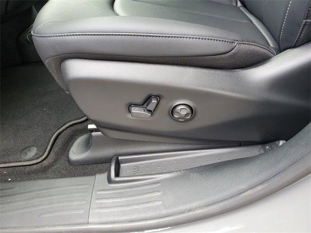 new 2025 Chrysler Pacifica car, priced at $47,804