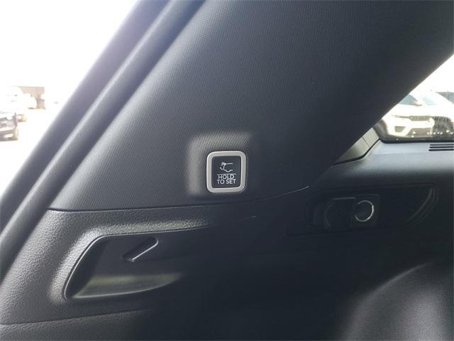 new 2025 Jeep Grand Cherokee car, priced at $47,300