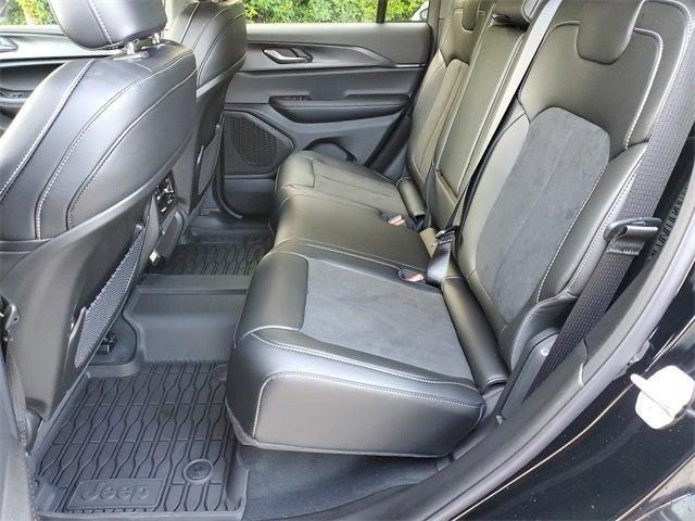 new 2025 Jeep Grand Cherokee car, priced at $47,300