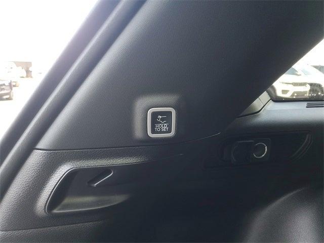 new 2025 Jeep Grand Cherokee car, priced at $47,300
