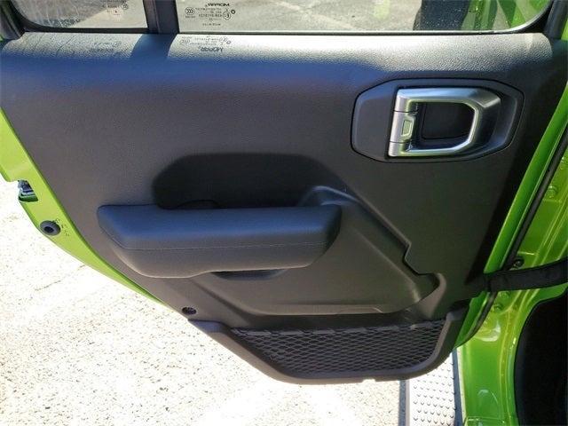 new 2025 Jeep Wrangler car, priced at $45,346
