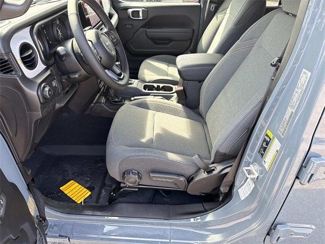 new 2025 Jeep Wrangler car, priced at $48,413