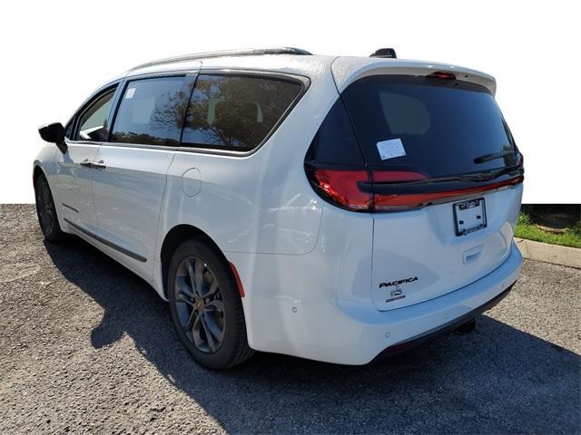 new 2024 Chrysler Pacifica car, priced at $43,553