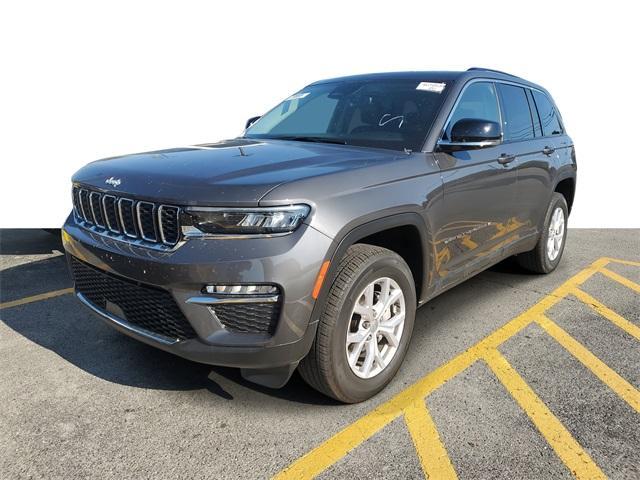used 2022 Jeep Grand Cherokee car, priced at $39,691