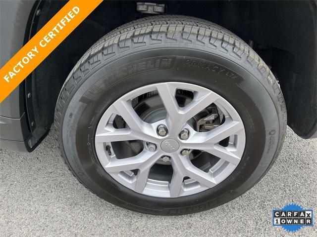used 2022 Jeep Grand Cherokee car, priced at $39,696