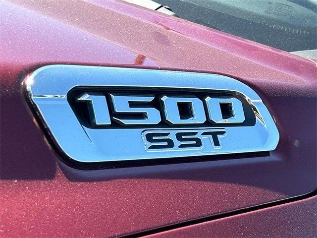 new 2025 Ram 1500 car, priced at $69,918