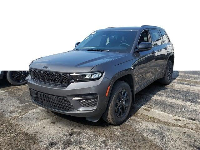 new 2025 Jeep Grand Cherokee car, priced at $40,885