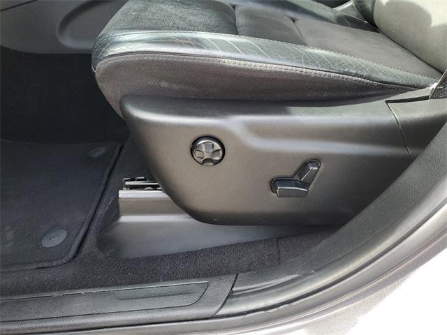 used 2020 Jeep Grand Cherokee car, priced at $22,861