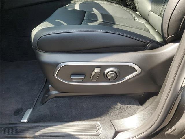 new 2025 Jeep Wagoneer car, priced at $74,527