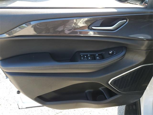 used 2022 Jeep Grand Cherokee car, priced at $37,703