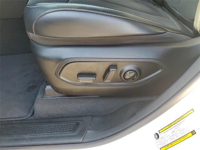 used 2022 Jeep Grand Cherokee car, priced at $37,703
