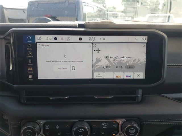 new 2025 Jeep Gladiator car, priced at $43,882