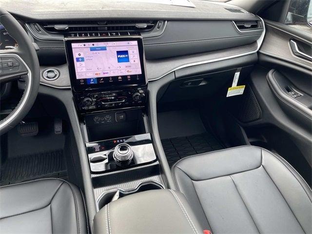 new 2025 Jeep Grand Cherokee L car, priced at $47,909