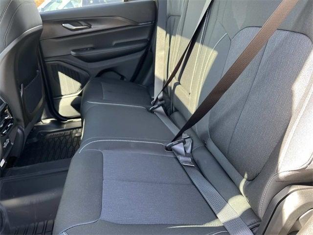 new 2025 Jeep Grand Cherokee car, priced at $38,033