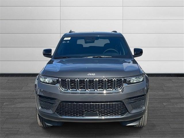 new 2025 Jeep Grand Cherokee car, priced at $38,033