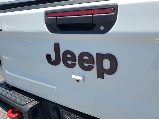 used 2022 Jeep Gladiator car, priced at $44,213