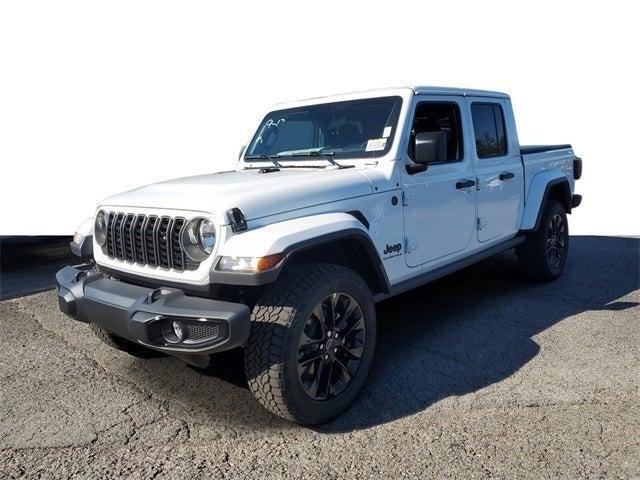 new 2024 Jeep Gladiator car, priced at $43,109