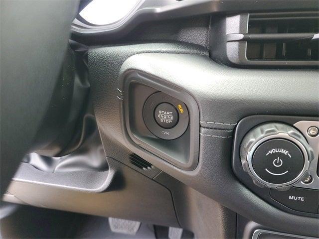 new 2025 Jeep Gladiator car, priced at $43,287