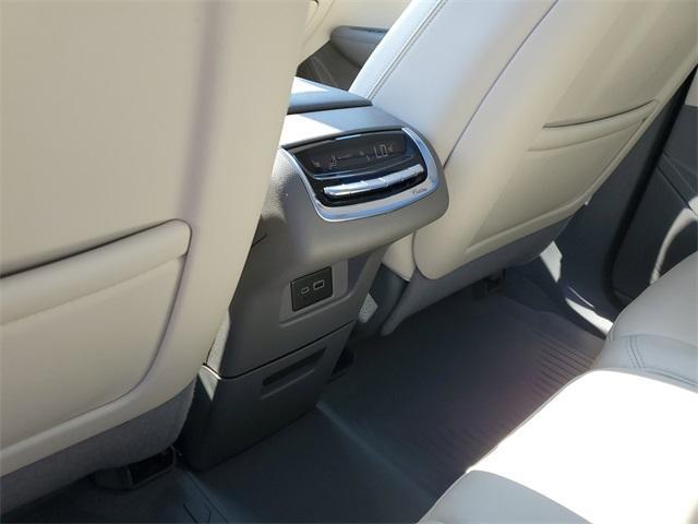 used 2020 Cadillac XT6 car, priced at $26,992