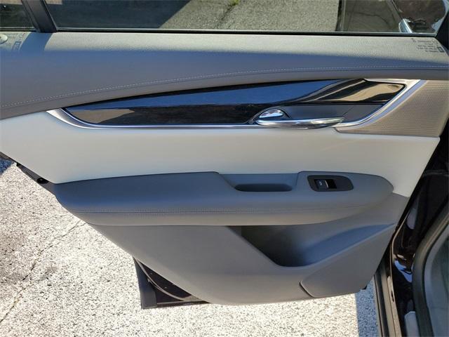 used 2020 Cadillac XT6 car, priced at $26,992