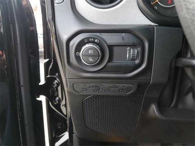 new 2025 Jeep Gladiator car, priced at $41,154