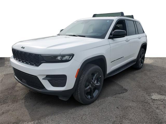 new 2024 Jeep Grand Cherokee car, priced at $44,052