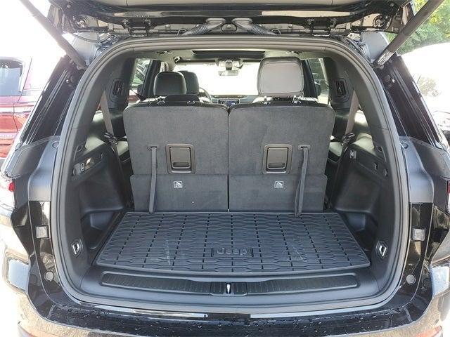 new 2025 Jeep Grand Cherokee L car, priced at $47,437