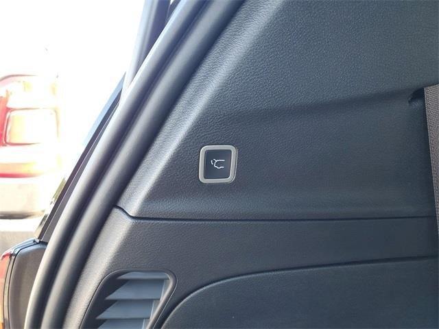 new 2026 Chrysler Voyager car, priced at $38,776