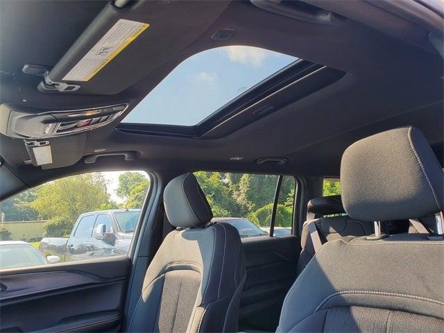 new 2025 Jeep Grand Cherokee L car, priced at $41,604