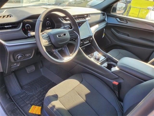 new 2025 Jeep Grand Cherokee L car, priced at $41,604
