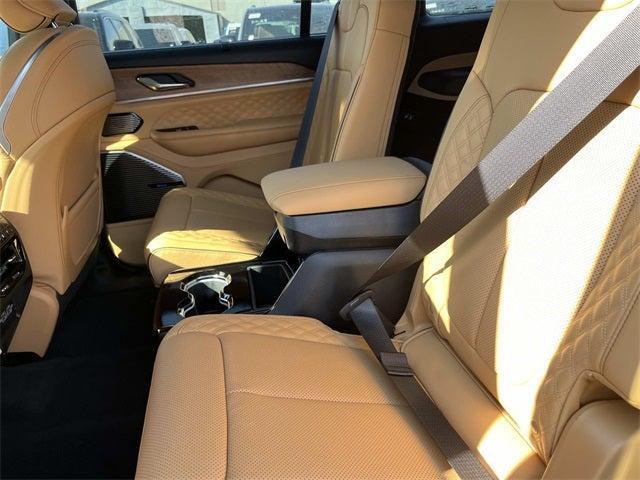 new 2025 Jeep Grand Cherokee L car, priced at $65,476