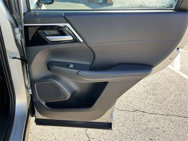 used 2023 Mitsubishi Outlander car, priced at $25,990