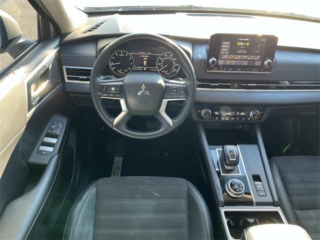 used 2023 Mitsubishi Outlander car, priced at $25,990