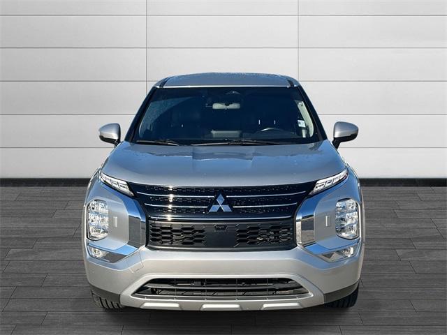 used 2023 Mitsubishi Outlander car, priced at $25,990