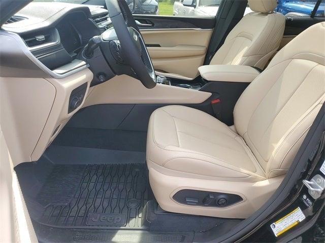 new 2025 Jeep Grand Cherokee car, priced at $46,746