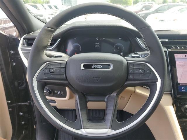 new 2025 Jeep Grand Cherokee car, priced at $46,746
