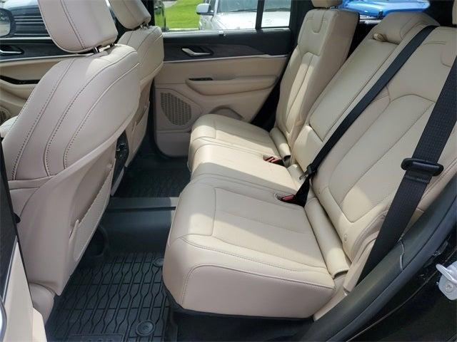 new 2025 Jeep Grand Cherokee car, priced at $46,746