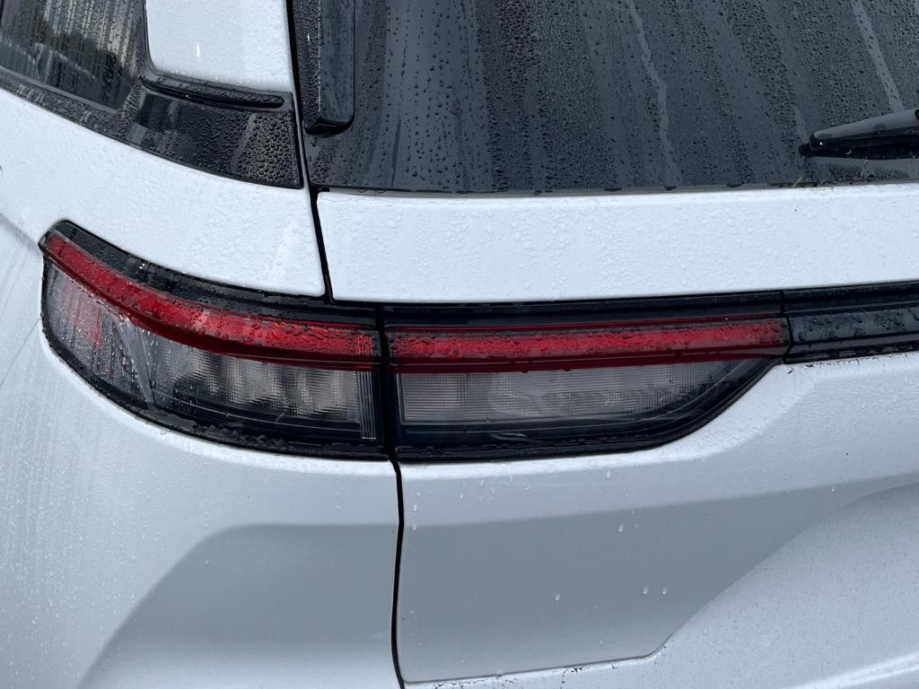 used 2023 Jeep Grand Cherokee car, priced at $38,595