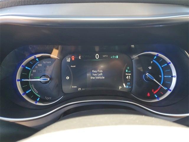 new 2025 Chrysler Pacifica Hybrid car, priced at $43,880