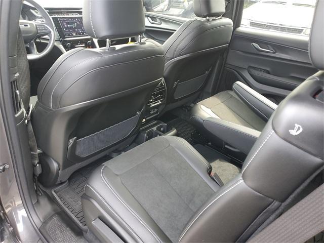 new 2025 Jeep Grand Cherokee L car, priced at $44,392