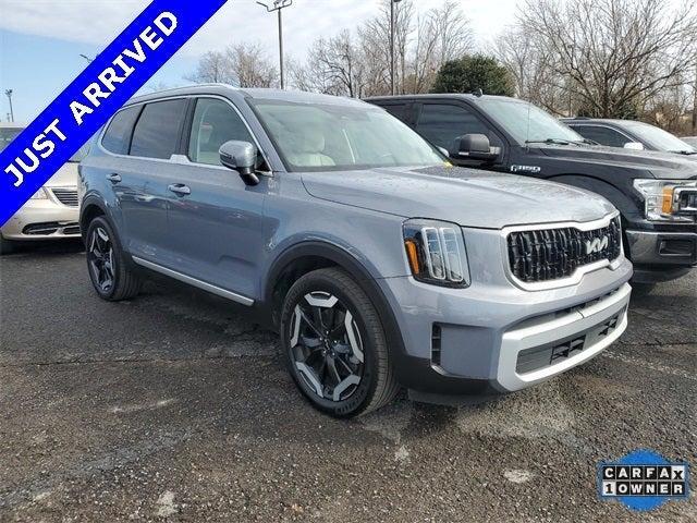 used 2023 Kia Telluride car, priced at $32,801