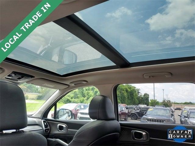 used 2022 Kia Sorento car, priced at $29,994