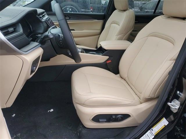 new 2025 Jeep Grand Cherokee car, priced at $46,446