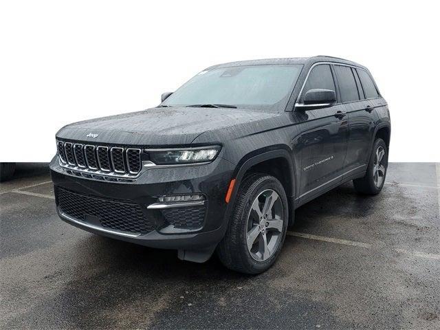 new 2025 Jeep Grand Cherokee car, priced at $46,446
