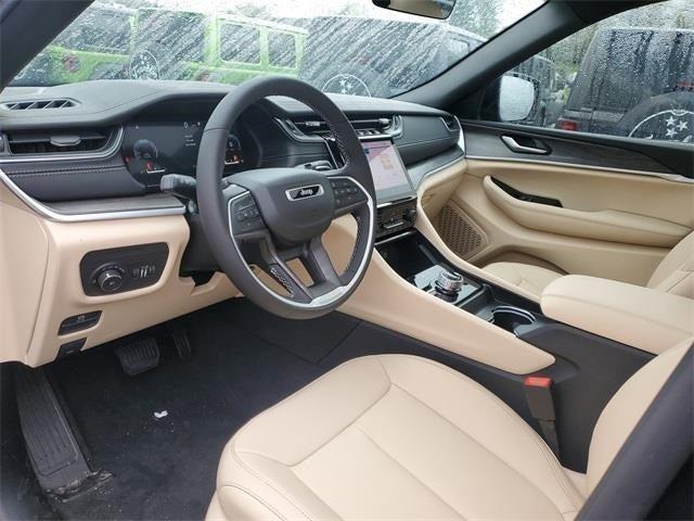 new 2025 Jeep Grand Cherokee car, priced at $46,495