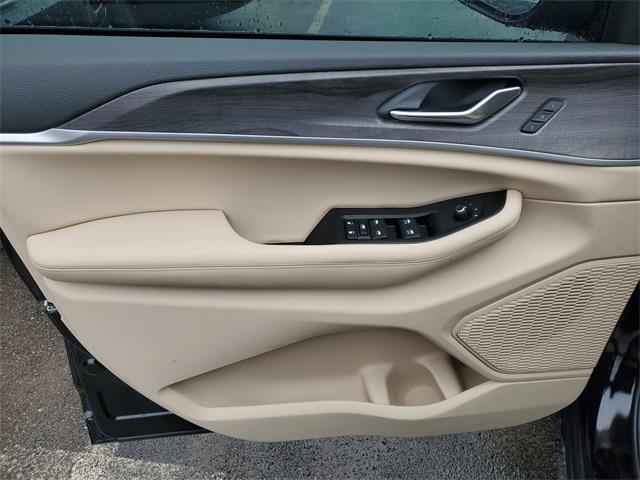 new 2025 Jeep Grand Cherokee car, priced at $46,245